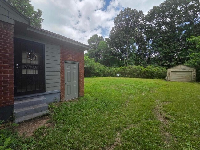 Building Photo - 4062 Shirley Dr