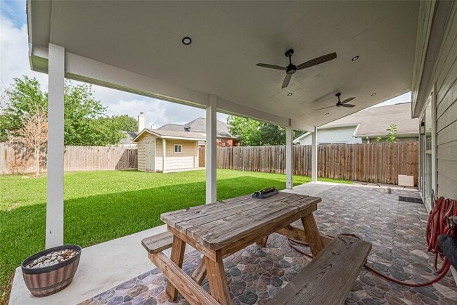Building Photo - 8714 Ashlawn Dr