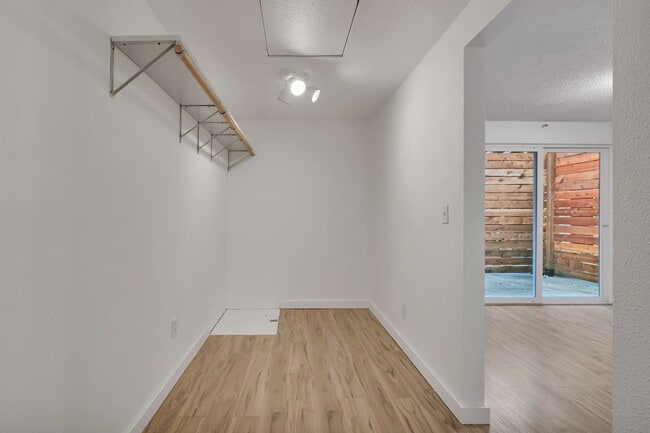 Building Photo - Arbor Lake Duplex unit for lease in private setting