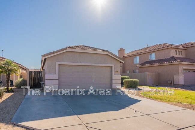 Building Photo - 1261 N Balboa Dr