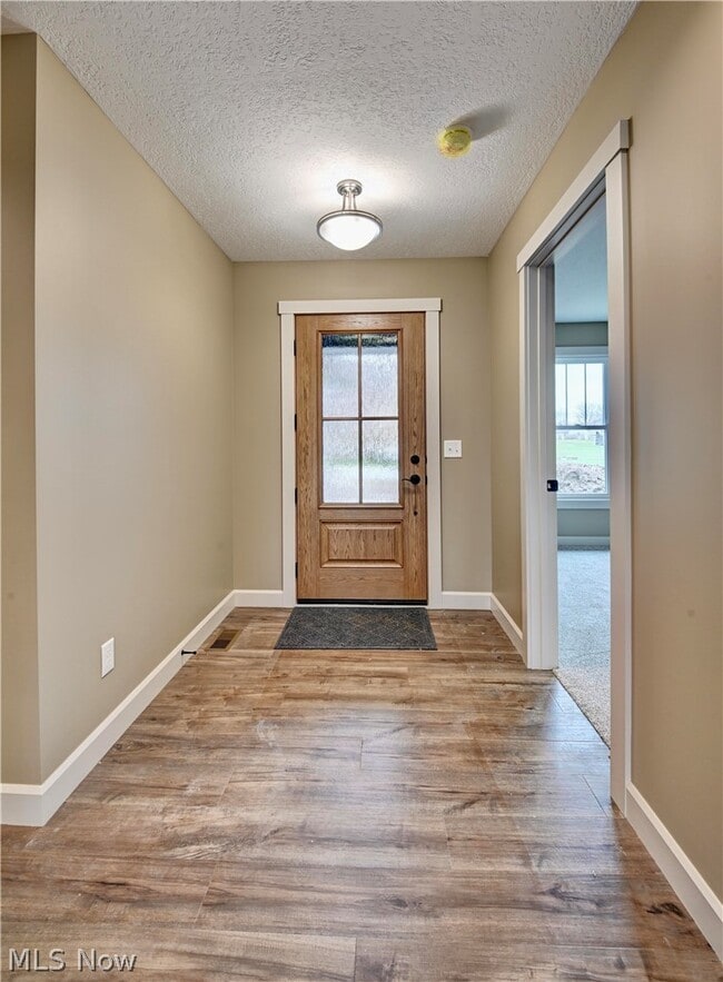 Building Photo - 737 Fernsell Ave SW