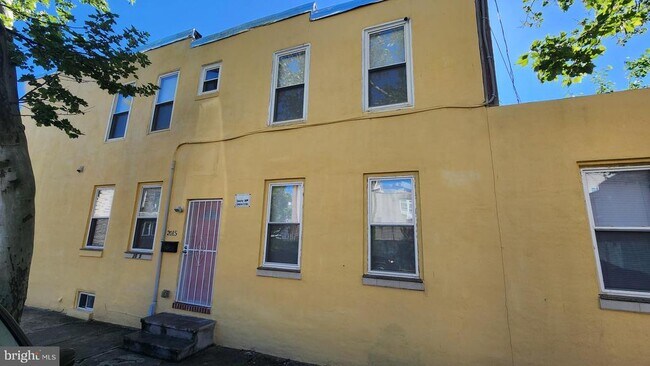 Building Photo - 2015 Jefferson St