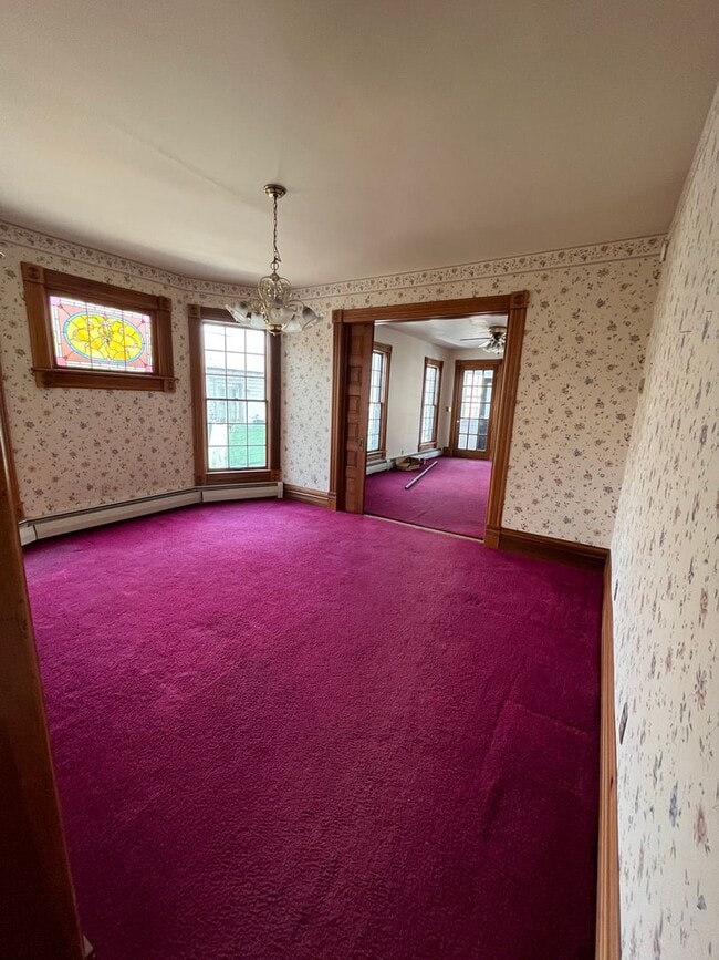 Building Photo - 940 Woodlawn St