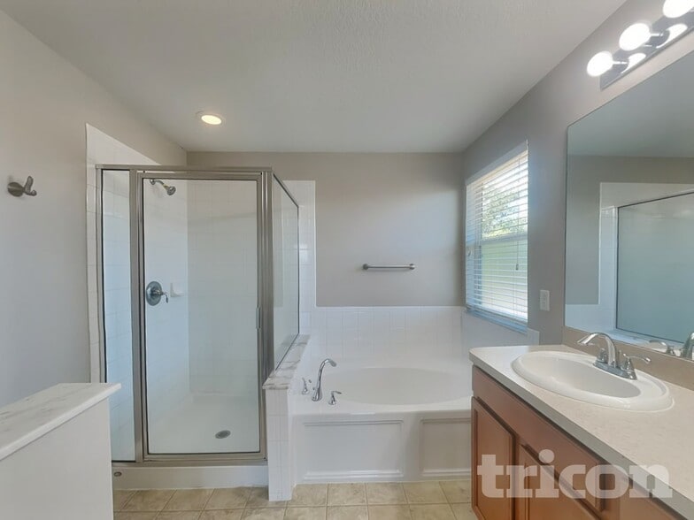 Building Photo - 7302 Lumber Port Dr