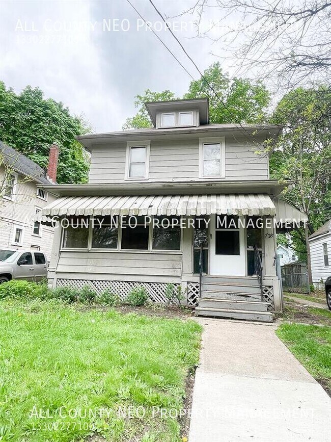 Primary Photo - 728 Dayton St