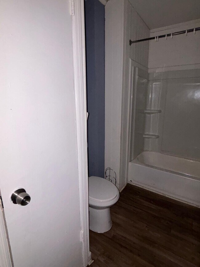 Building Photo - 4322 Mikado Ave