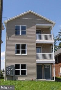 Building Photo - 36 S Church St