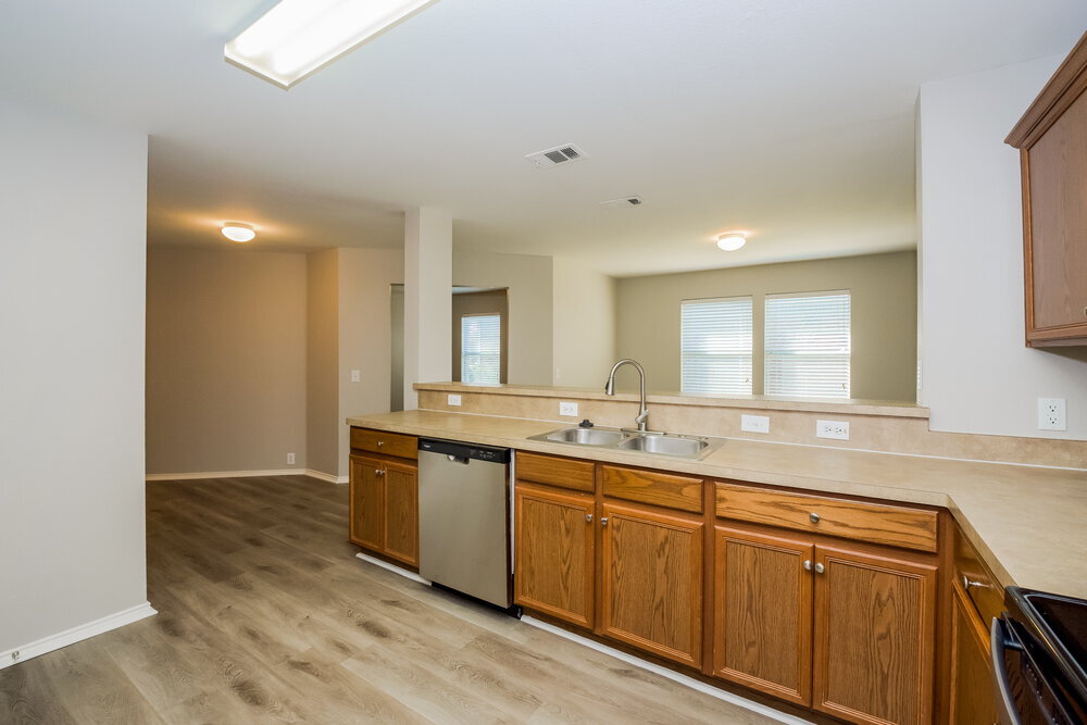 Building Photo - 4700 Rhone Dr