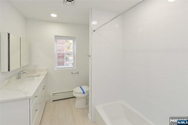 Building Photo - 20-30-30 Ridge Rd