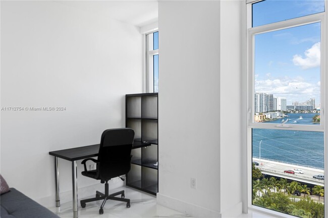 Building Photo - 400 Sunny Isles Blvd