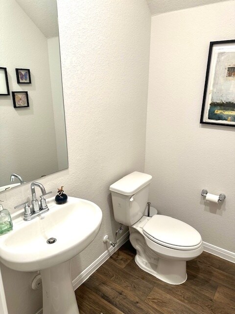 Building Photo - 410 Inks Ln