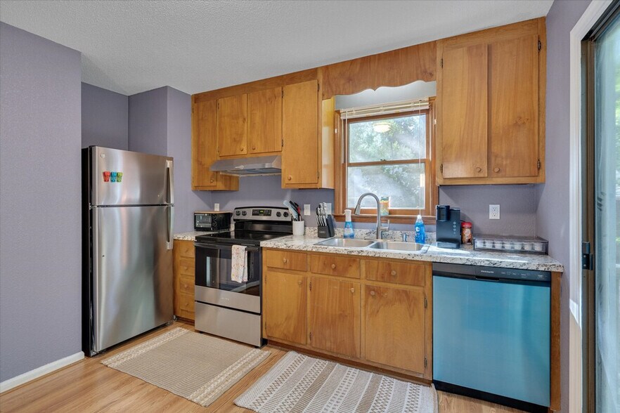 Building Photo - 4423 American Dr