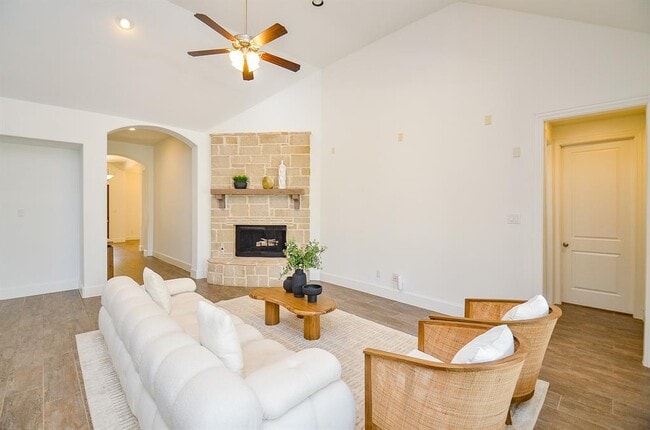 Building Photo - 27522 Blackstone Canyon Ln