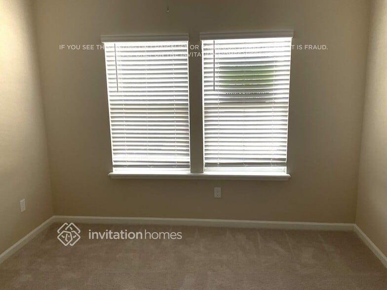 Building Photo - 9516 Lovage Ln