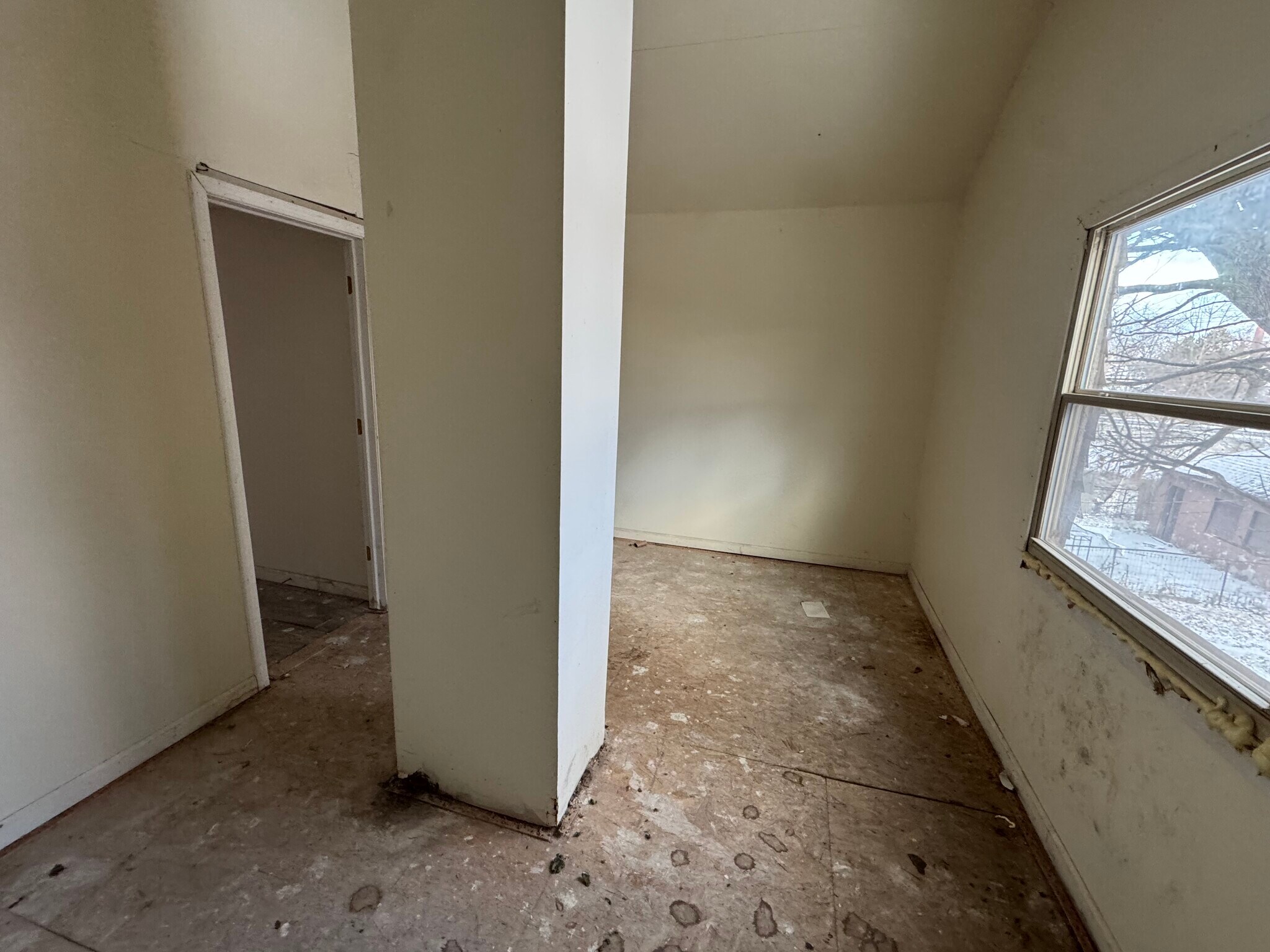 Building Photo - 5236 Lemay St