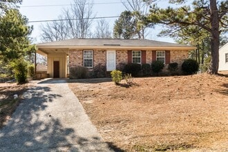 Building Photo - 108 Forestwood Dr