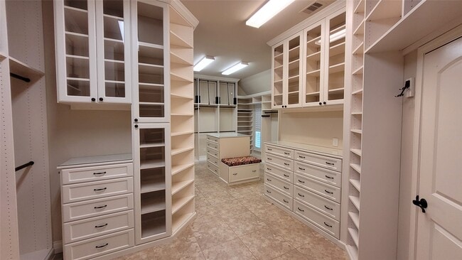 Building Photo - 16818 Talisker Dr