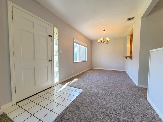 Building Photo - 25130 Starr St