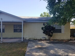 Building Photo - 2-Bedroom, 1-Bathroom Home in Winter Haven