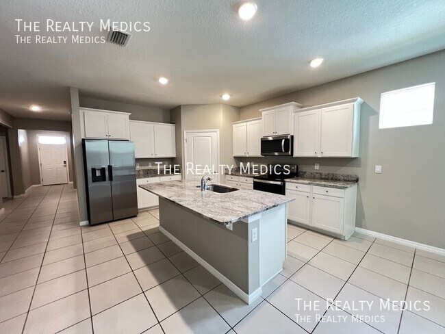 Building Photo - 8053 Penrose Pl