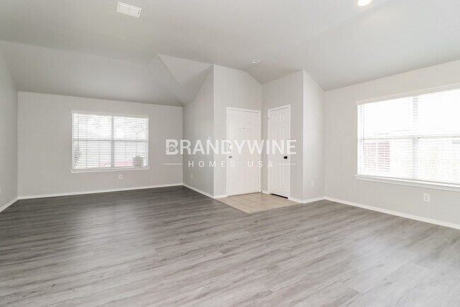 Building Photo - 14109 Filly St