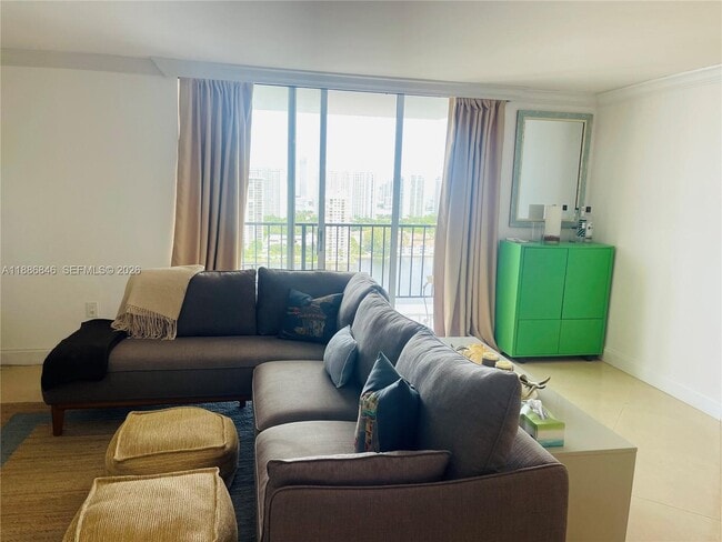 Building Photo - 2750 NE 183rd St