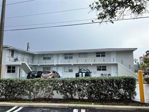 Building Photo - 4652 Poinciana St