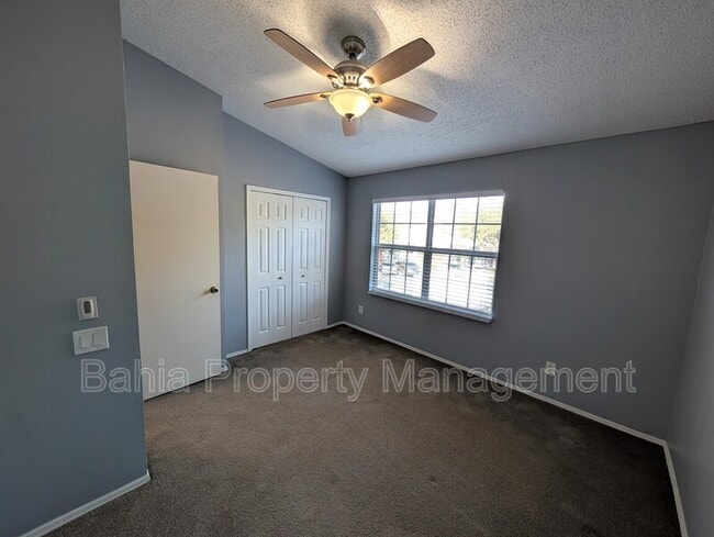 Building Photo - 5440 Carrollwood Key Dr