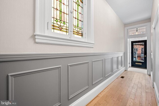 Building Photo - 1202 Bolton St