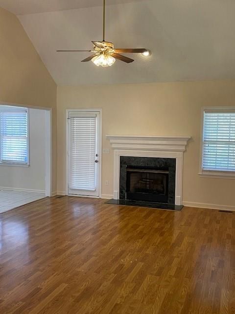 Building Photo - 381 Etowah Dr