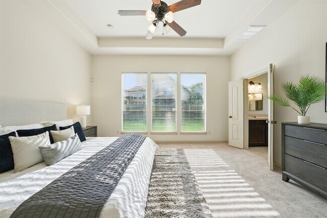 Building Photo - 19014 Ridge Cove Ln