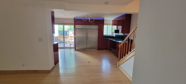 Kitchen area with front views - 1632 Valencia Way