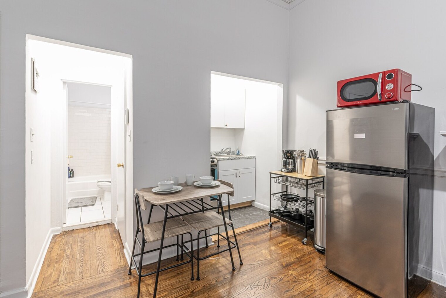 Building Photo - 233 Park Ave