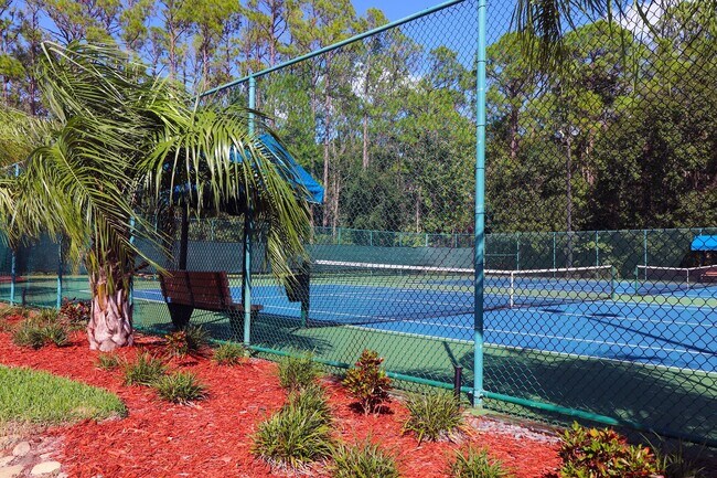 Building Photo - Beautiful 4-Bedroom Home in Gated Golf Community – East Orlando