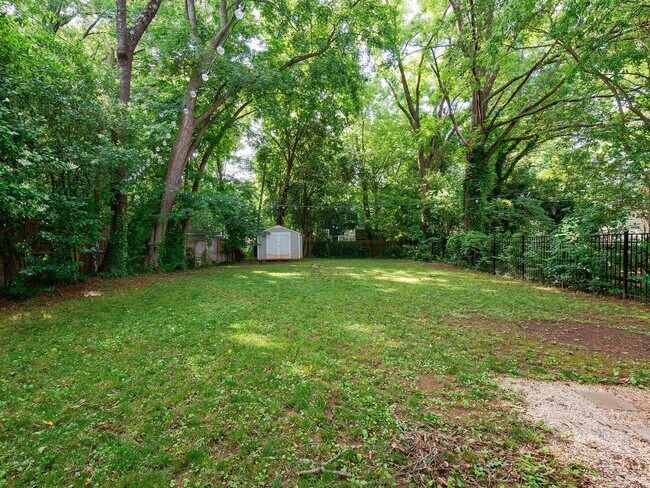 Building Photo - Updated and well appointed home in the his...