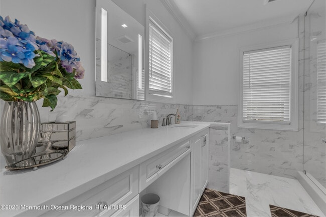 Building Photo - 502 Brighton Ave