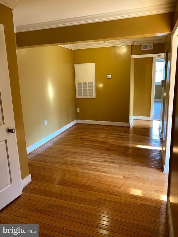 Building Photo - 2838 Hartford St SE