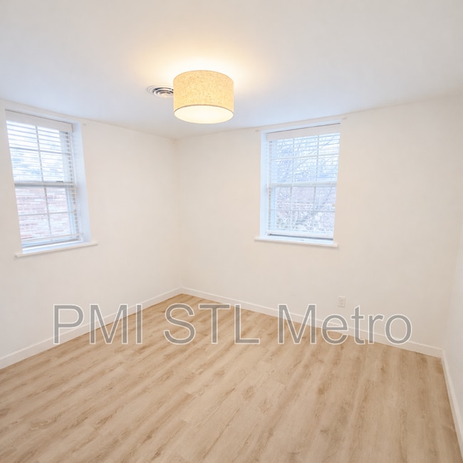 Building Photo - 7301 Tulane Ave