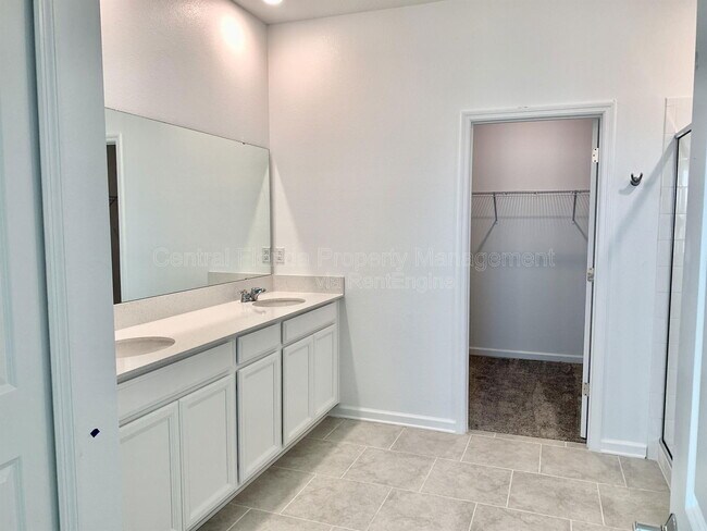 Building Photo - 125 Pineywoods St