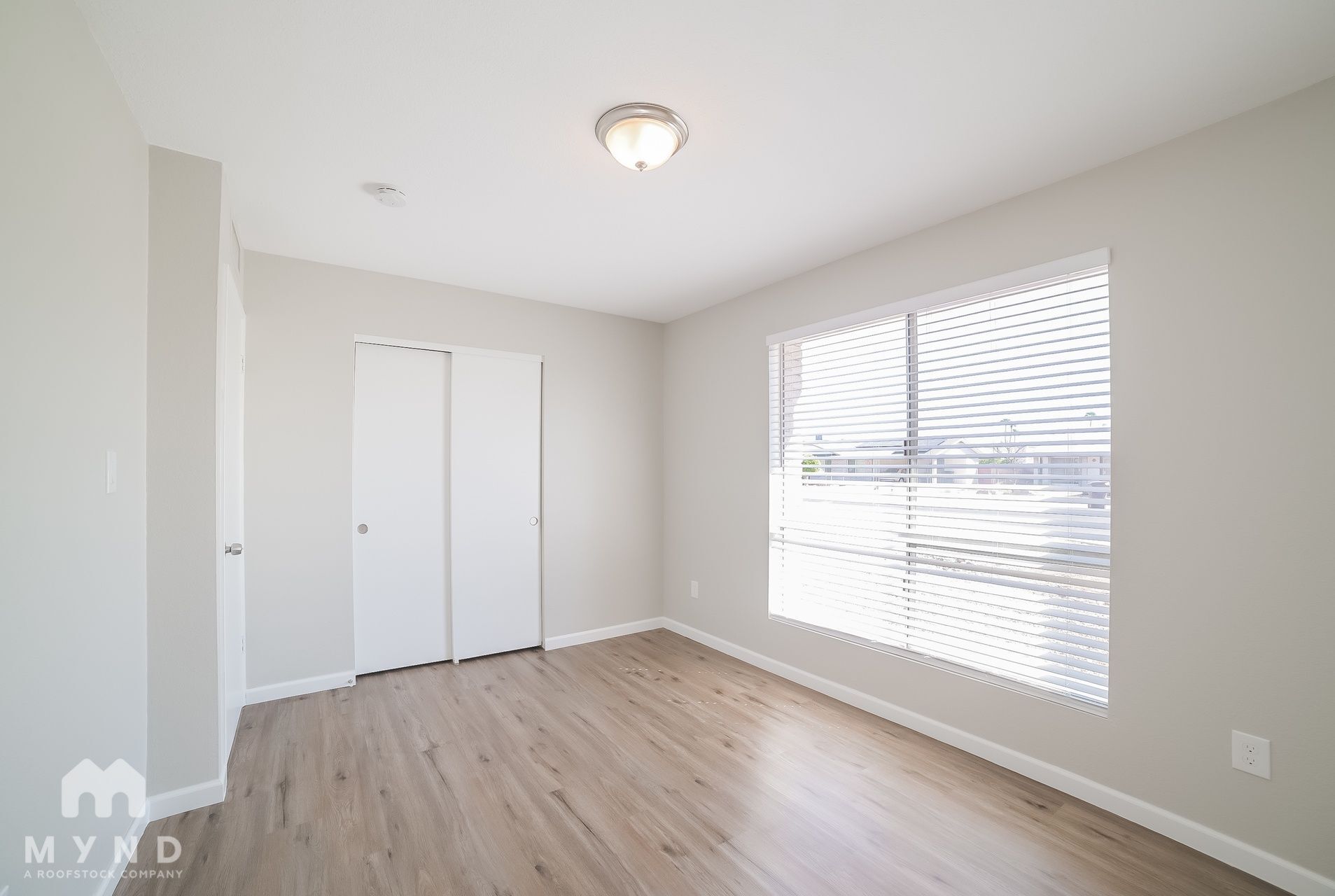 Building Photo - 8336 N 105th Ln