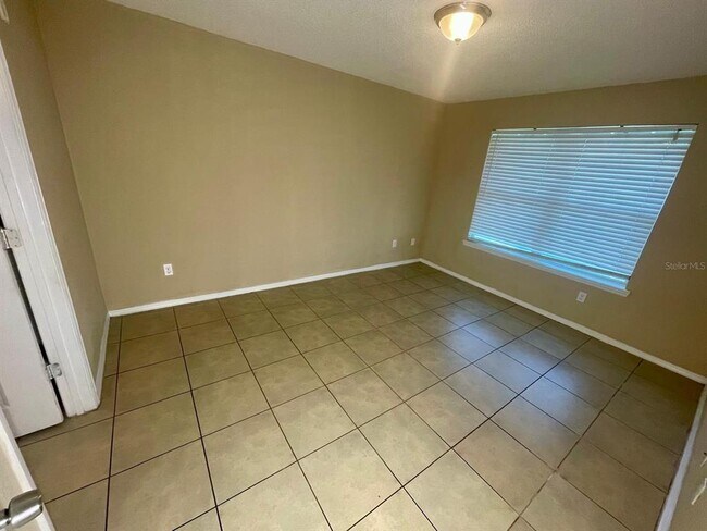 Building Photo - 4103 Tropical Isle Blvd
