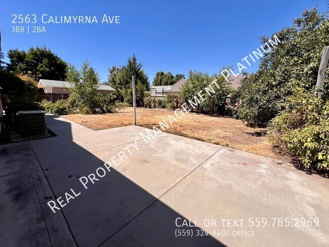 Building Photo - 2563 Calimyrna Ave