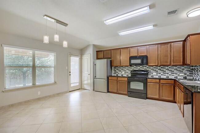 Building Photo - 12307 Waterford Run Way