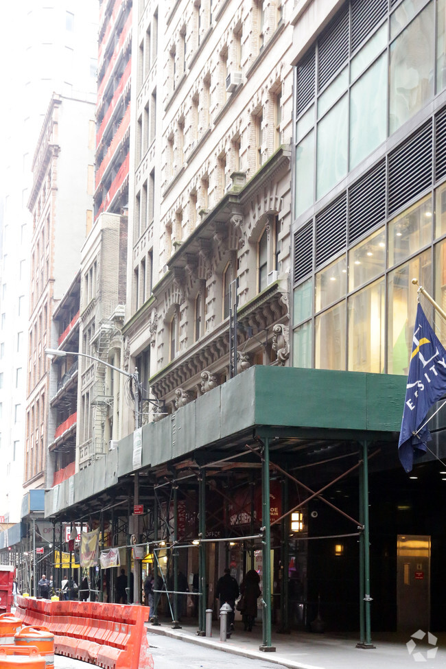 Primary Photo - Anderson Building