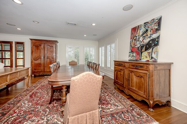 Building Photo - Coastal Living at Its Best – Fully Furnish...