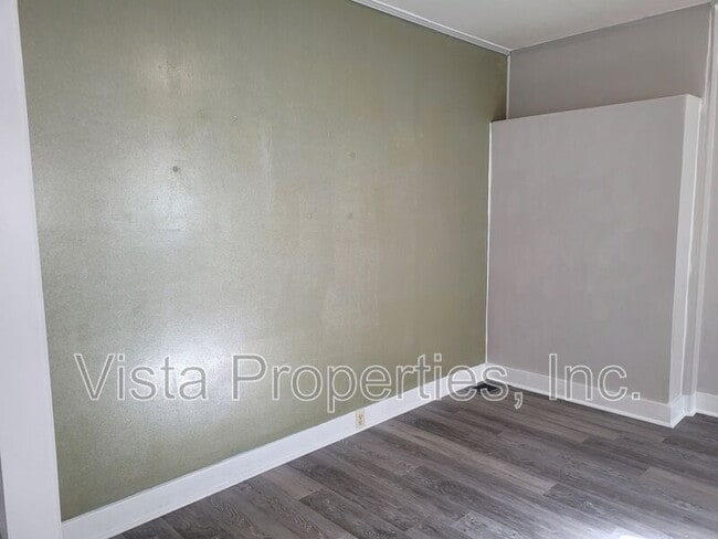 Building Photo - 112 Boston Ct