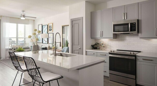 Building Photo - 2880 Frontera Dr