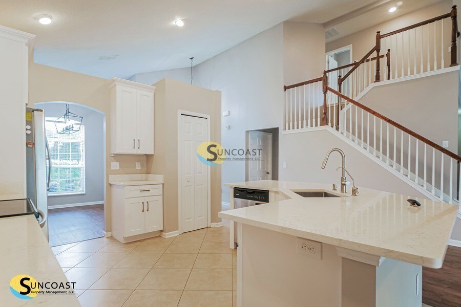 Building Photo - 121 Celtic Wedding Dr