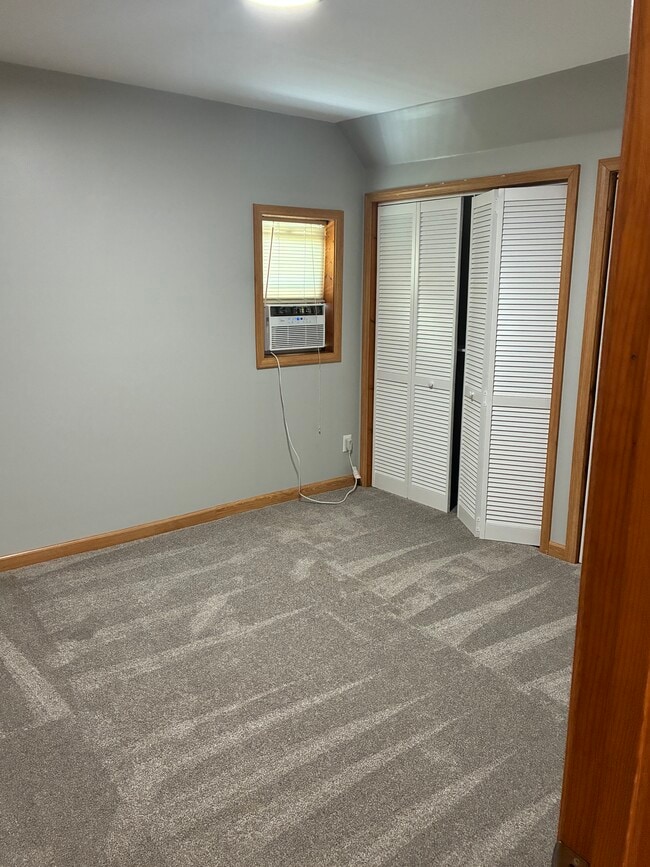 Building Photo - 1439 S 350 W
