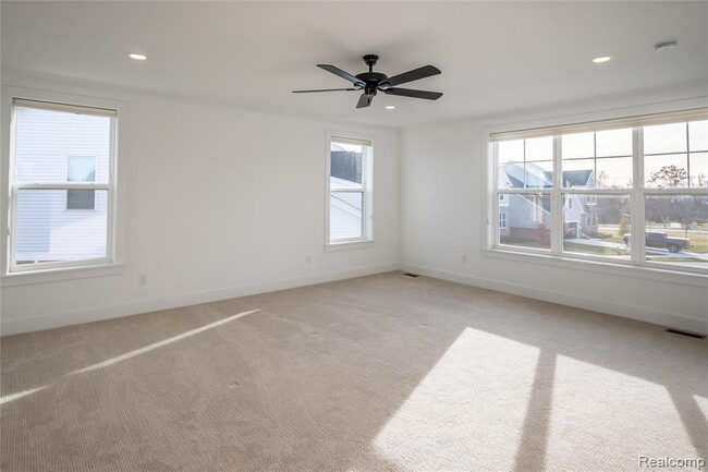 Building Photo - 5556 Hobart Ct